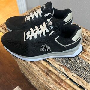 RBX Black Sneakers Size: 9.5